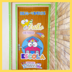 Decoração de porta - Volta as aulas